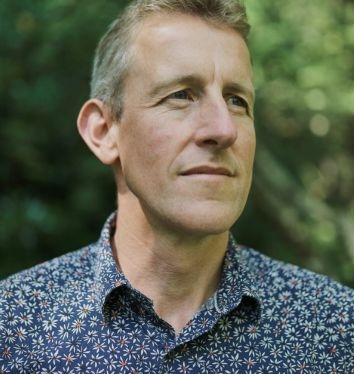 Tim Lenton: Professor of Climate Change and Earth System Science, Global Systems Institute
University of Exeter